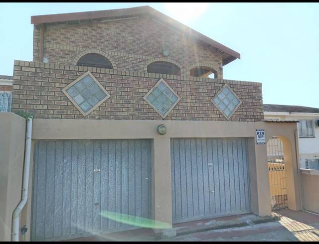 3 BEDROOM HOUSE FOR SALE IN GROVE END